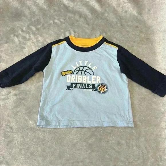 Oshkosh B’gosh - 2 piece set. Size 12 months - Picture 2 of 8